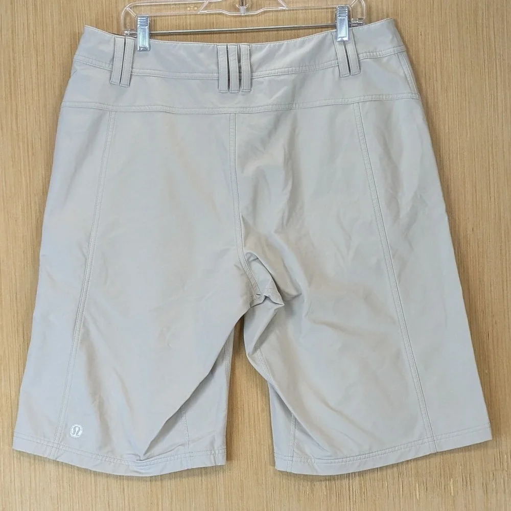 Lululemon Mens Technical Hiking Gorpcore Shorts 36 Beige Wet Dry Warm Activewear